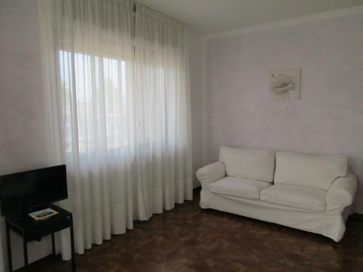 Red Rose Apartment Stresa Exterior photo